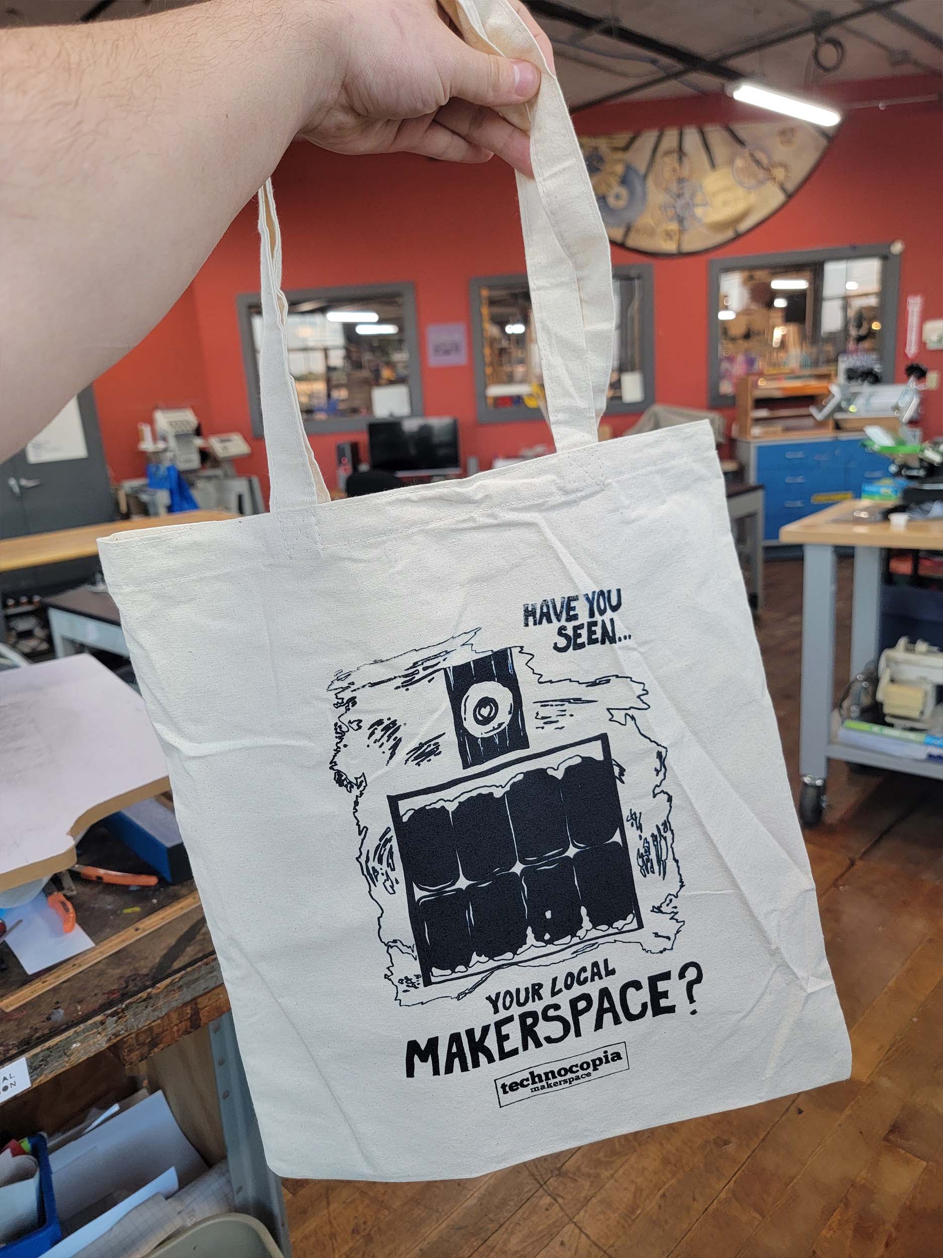 Screenprinting with Laser Engraveable Screens, we made a tote bag!